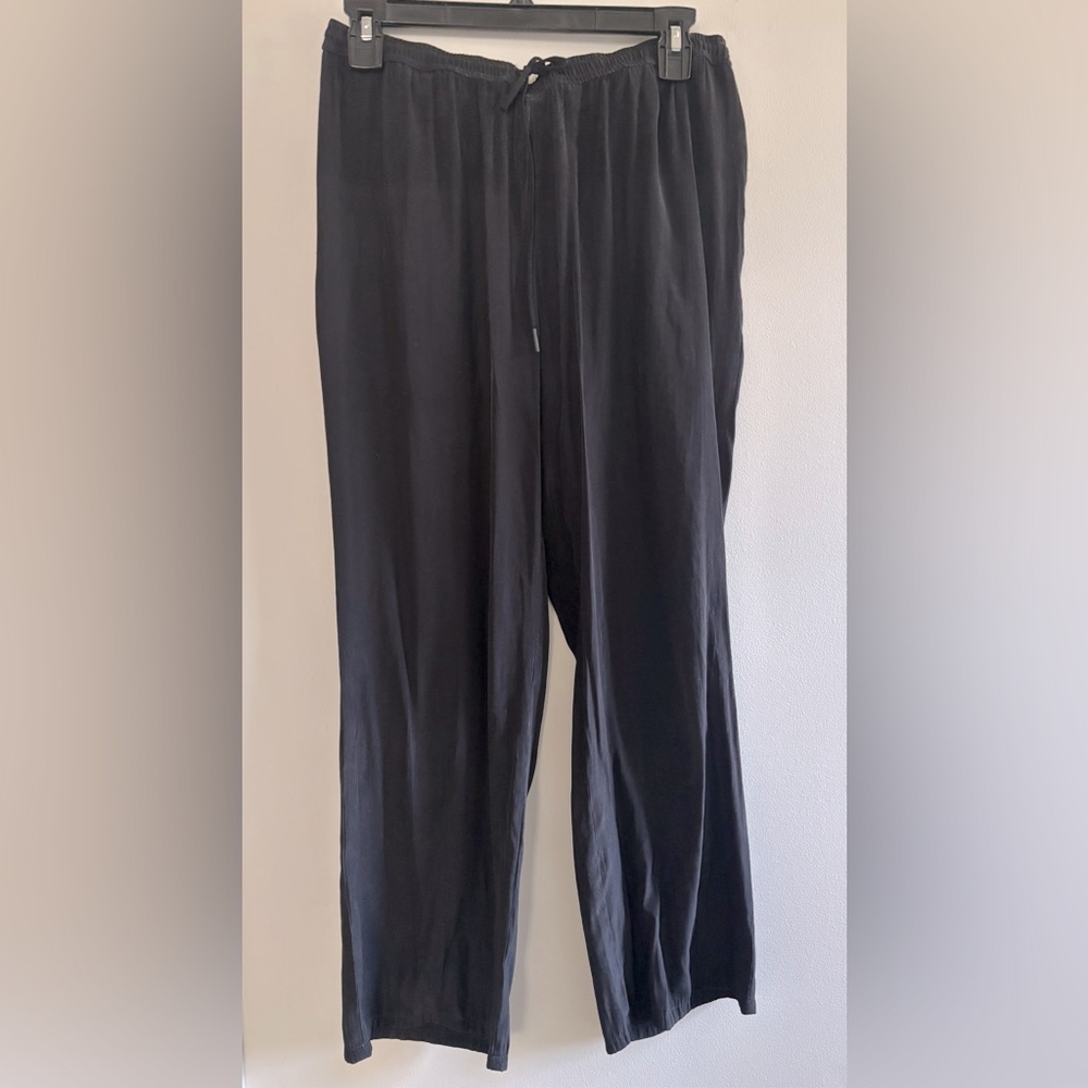 Theory black flowy silky straight leg drawstring pants
